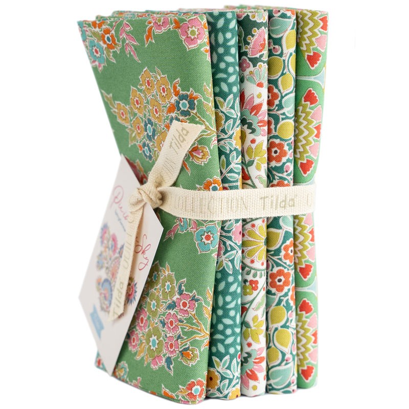 The Pie in the Sky Collection Fat Quarter Bundle-Green/Pine from Tilda® Fabrics has 5 fat quarters, each 20" x 22".