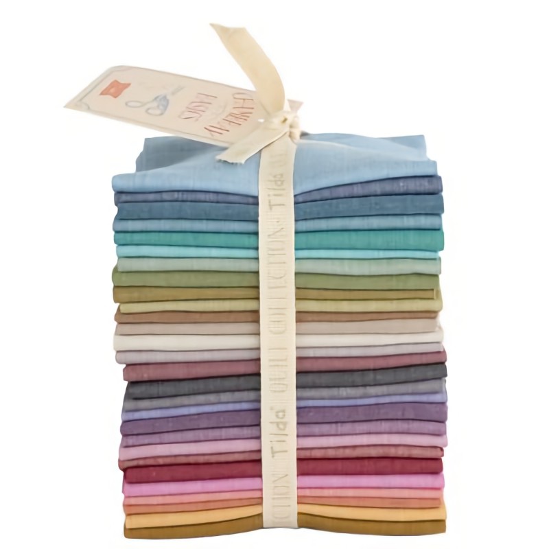 Tilda® Basics Chambray Fabrics Fat Eighth Bundle includes 28 fabrics.